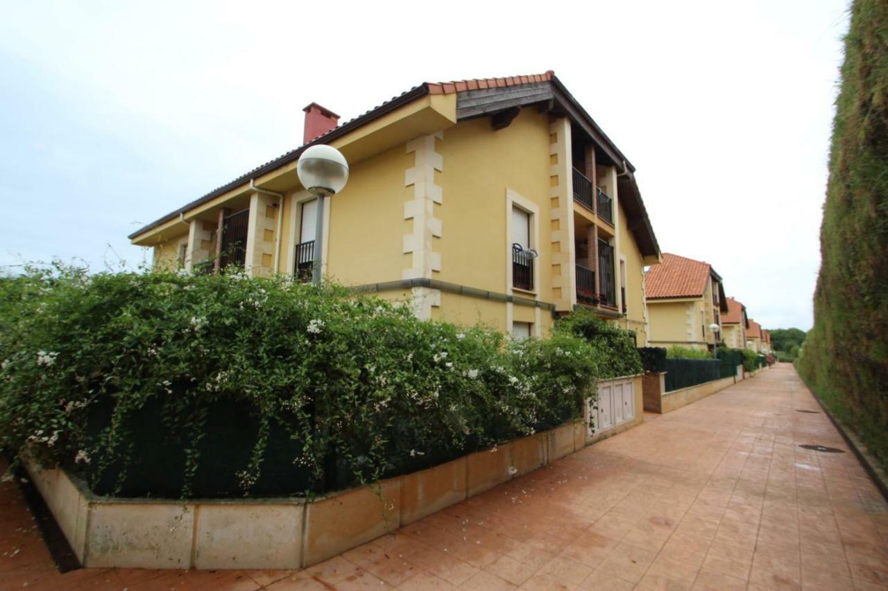 Urbanizacion Lagos Azules Apartamento コミージャス エクステリア 写真